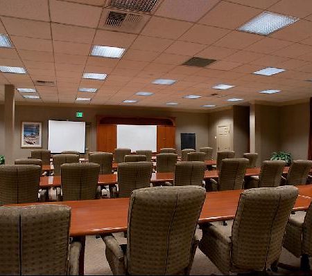 Oakwood At Eaves West Valley San José Business photo